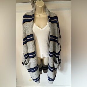 Easel 
Awesome, comfy, Easel Sweater, medium